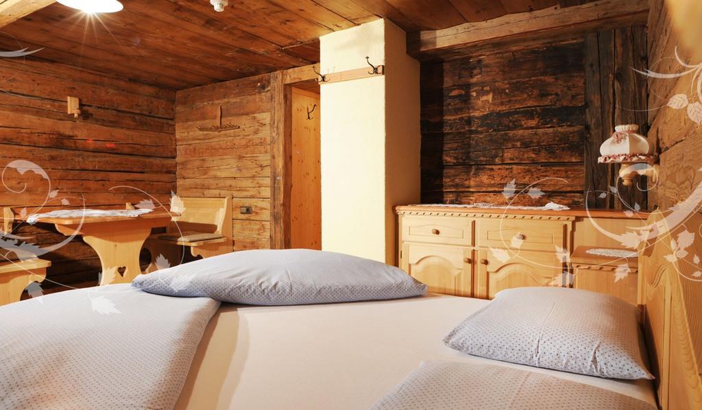 Glinzhof Mountain Natur Resort Agriturismo San Candido Quarto foto